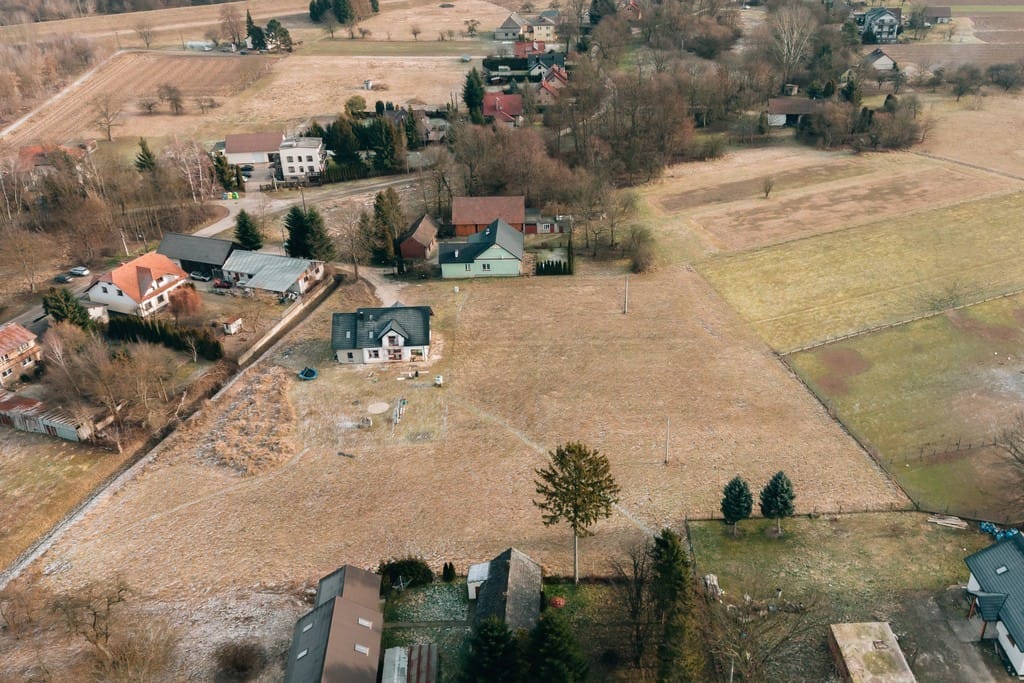 Działka  pokojowe na Sprzedaż