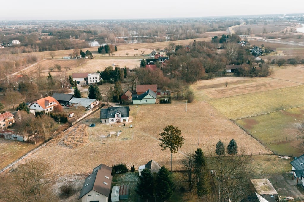 Działka  pokojowe na Sprzedaż