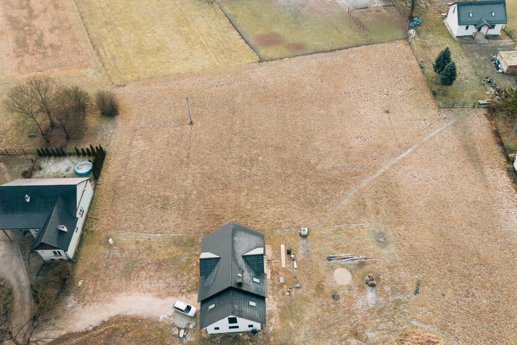 Działka  pokojowe na Sprzedaż