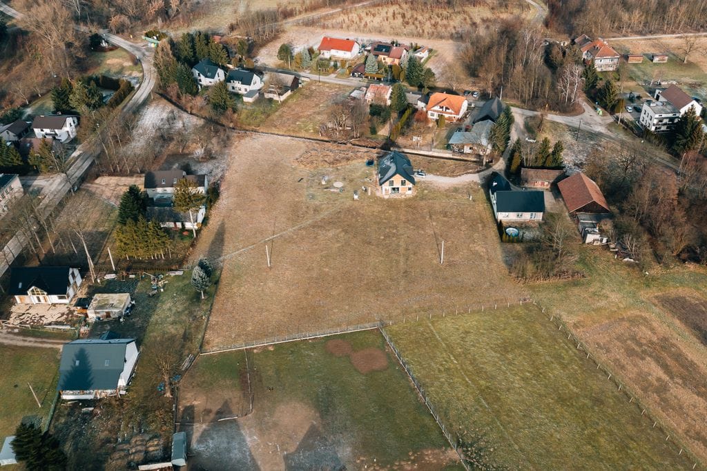 Działka  pokojowe na Sprzedaż