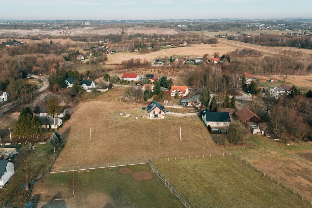 Działka  pokojowe na Sprzedaż