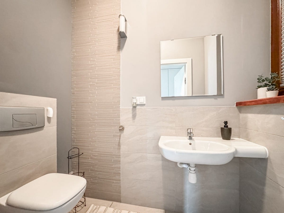 Dom 6 pokojowe na Wynajem