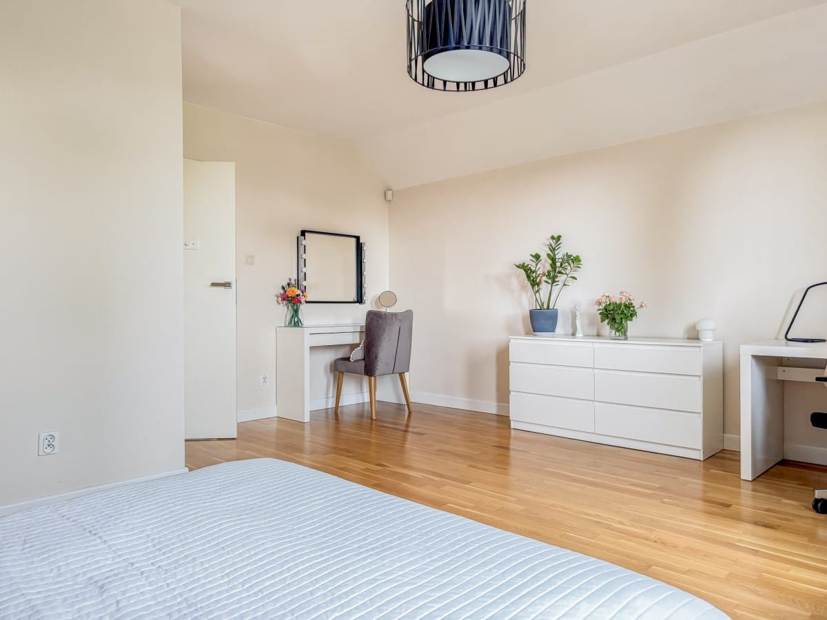 Dom 6 pokojowe na Wynajem