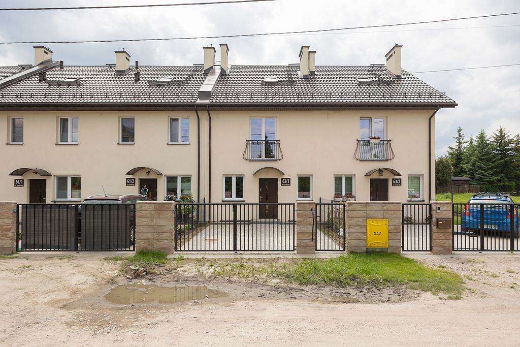 Dom 4 pokojowe na Sprzedaż
