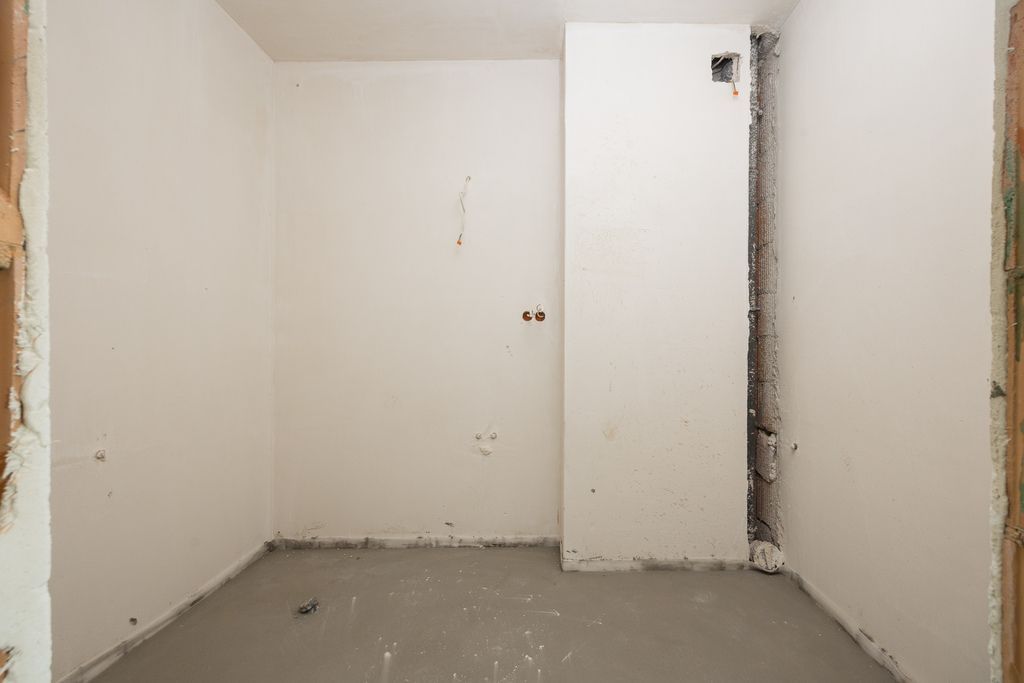 Dom 4 pokojowe na Sprzedaż