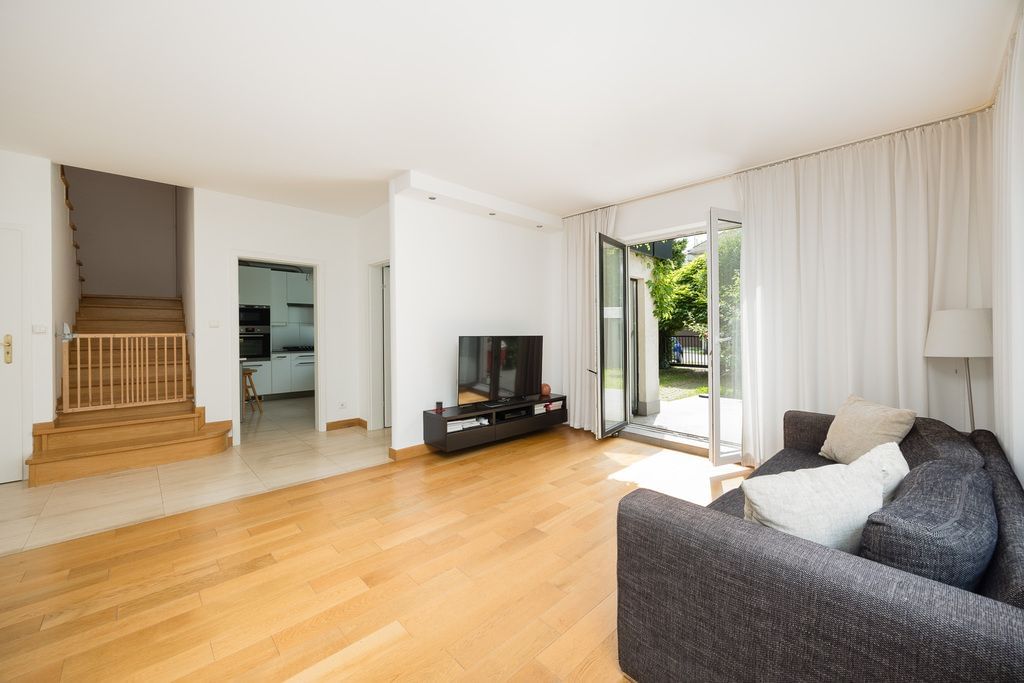 Dom 4 pokojowe na Sprzedaż