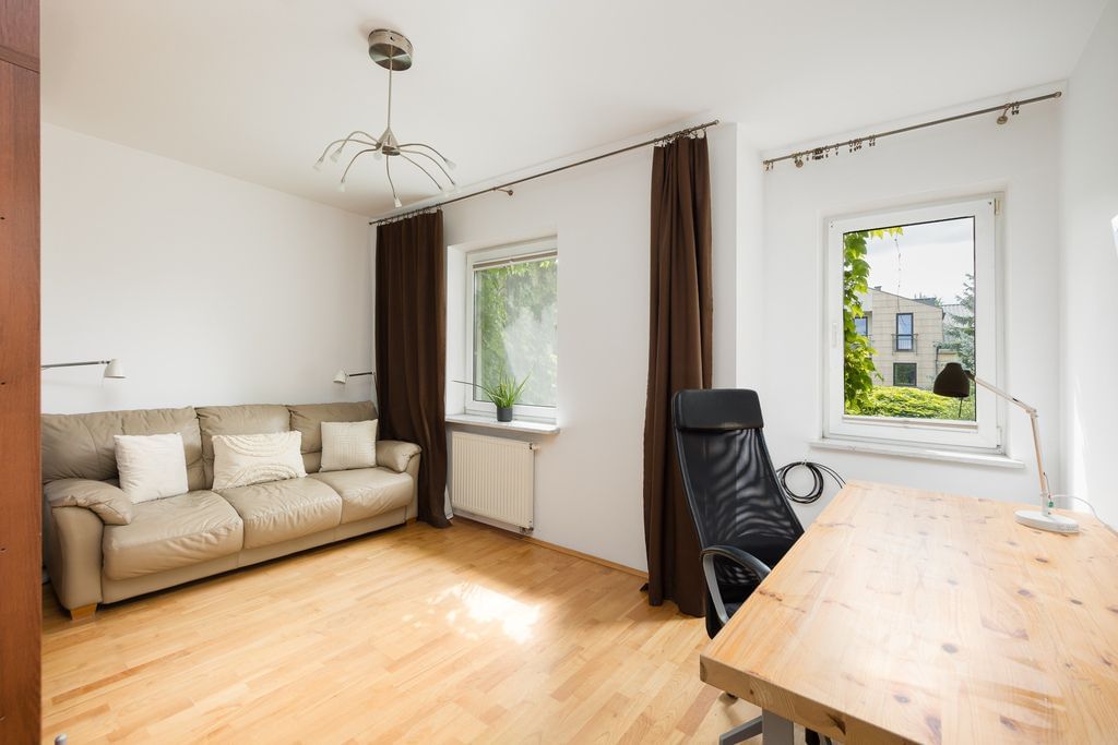 Dom 4 pokojowe na Sprzedaż