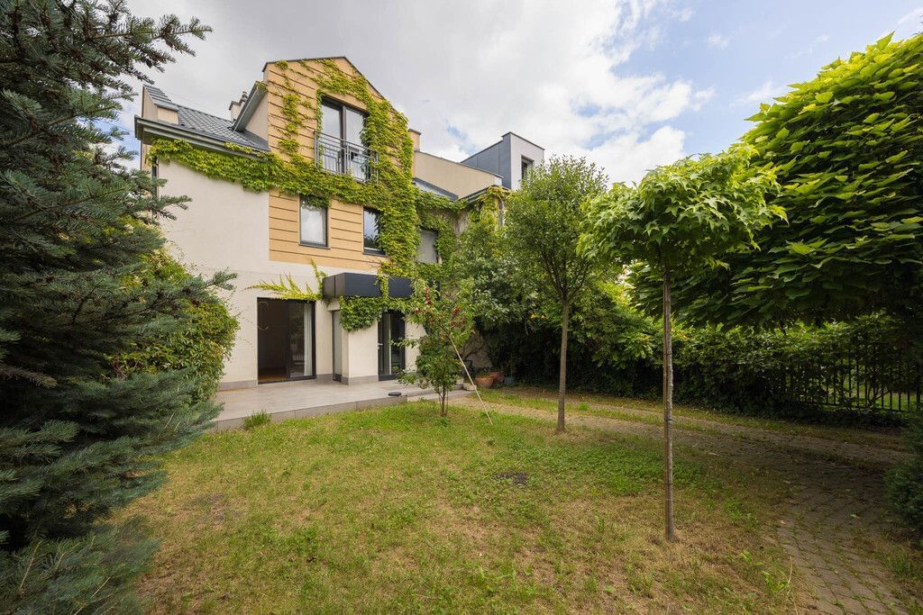 Dom 4 pokojowe na Sprzedaż