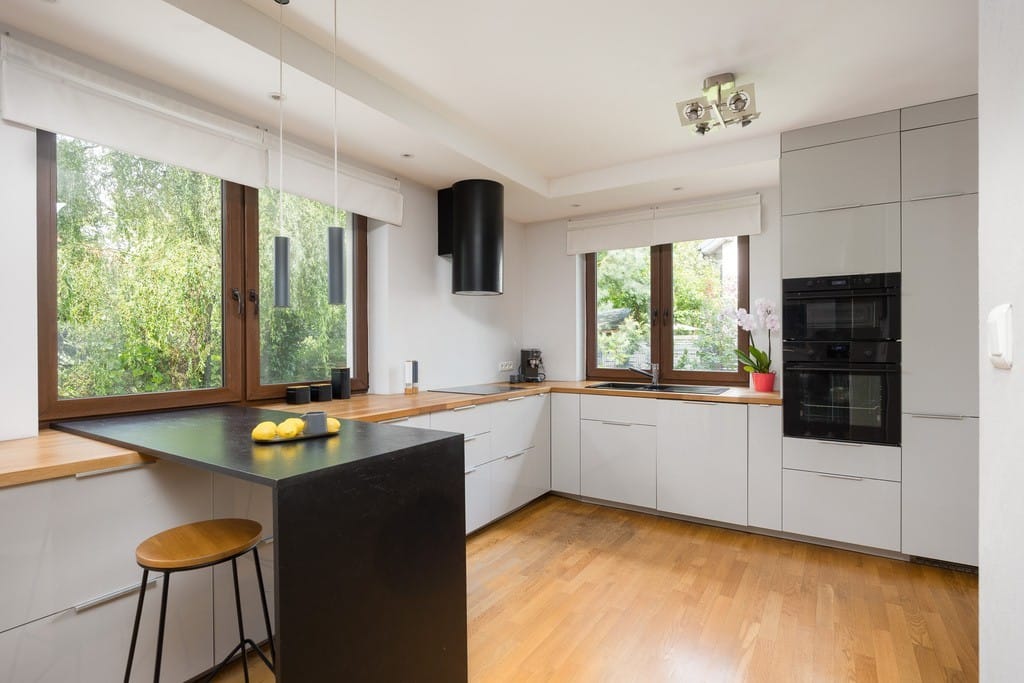 Dom 5 pokojowe na Sprzedaż