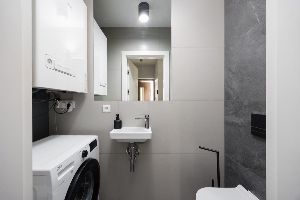 Dom 5 pokojowe na Sprzedaż