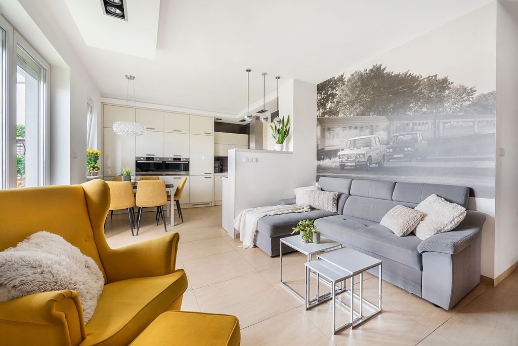 Mieszkanie 4 pokojowe na Sprzedaż