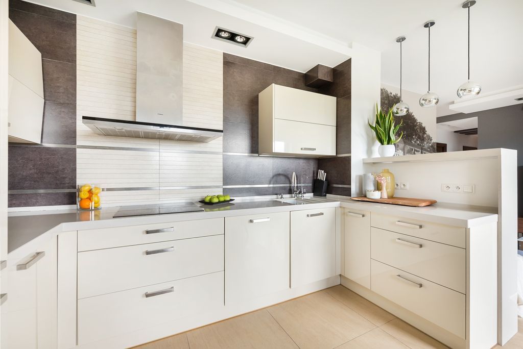 Mieszkanie 4 pokojowe na Sprzedaż