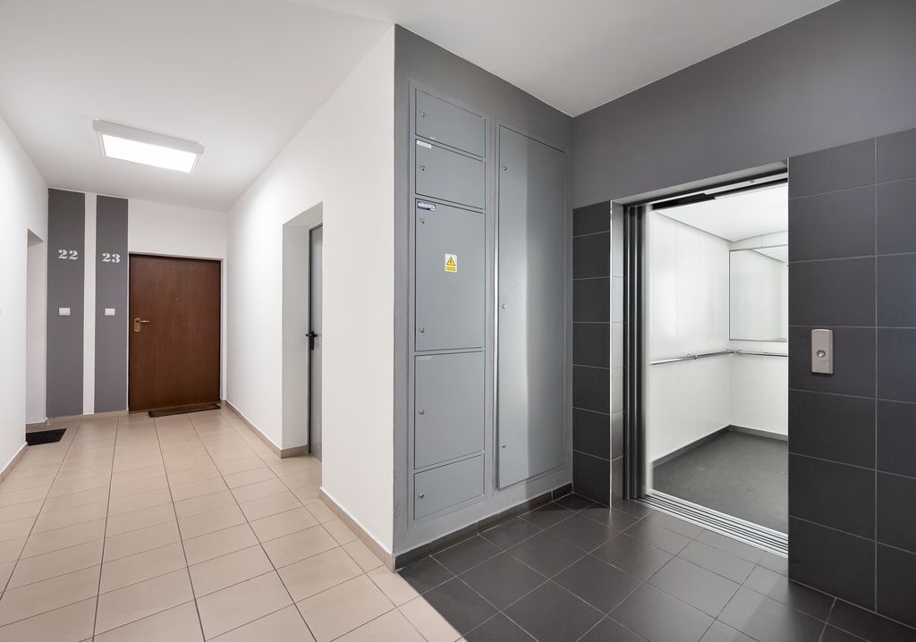 Mieszkanie 4 pokojowe na Sprzedaż