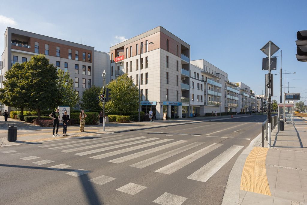 Mieszkanie 3 pokojowe na Sprzedaż