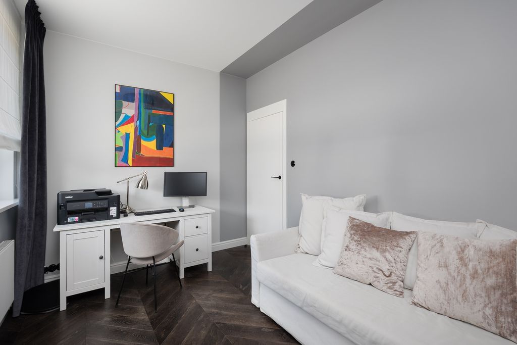 Mieszkanie 4 pokojowe na Sprzedaż