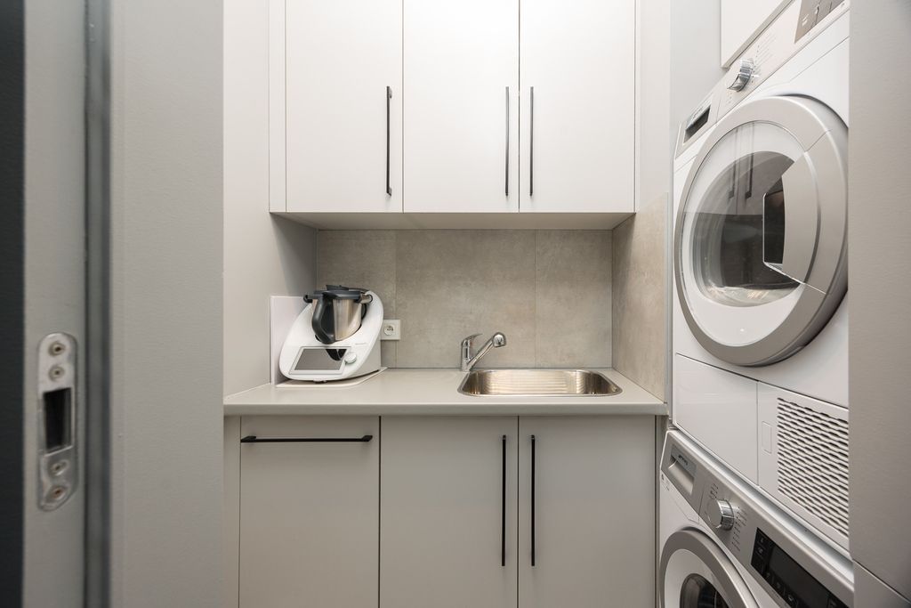 Mieszkanie 4 pokojowe na Sprzedaż