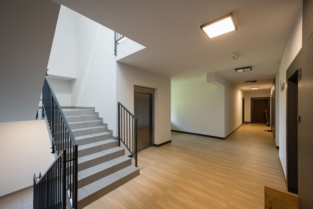 Mieszkanie 4 pokojowe na Sprzedaż