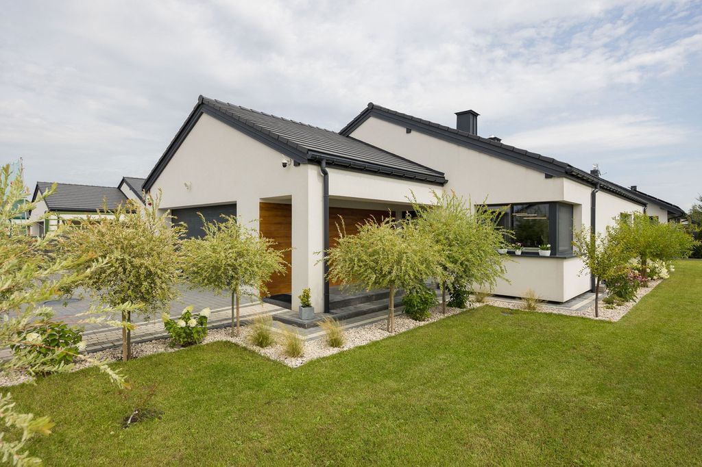 Dom 4 pokojowe na Sprzedaż