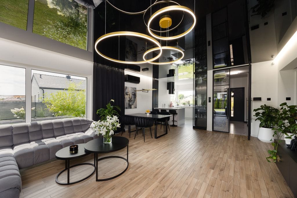 Dom 4 pokojowe na Sprzedaż