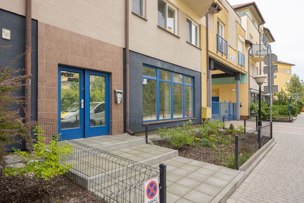 Lokal użytkowy  pokojowe na Sprzedaż