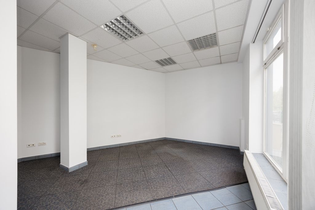 Lokal użytkowy  pokojowe na Sprzedaż