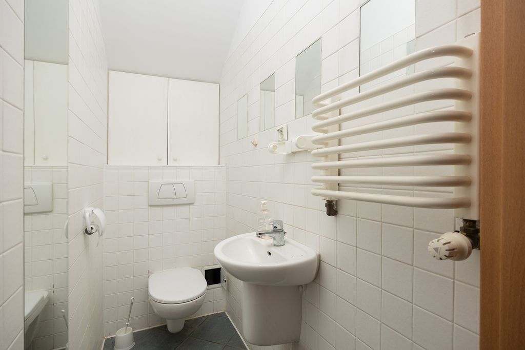 Lokal użytkowy  pokojowe na Sprzedaż