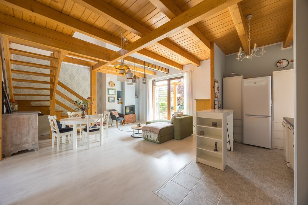 Dom 4 pokojowe na Sprzedaż