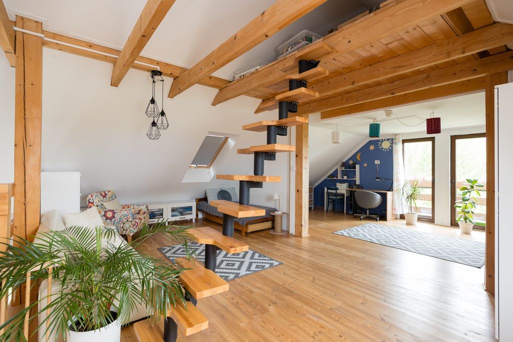 Dom 4 pokojowe na Sprzedaż