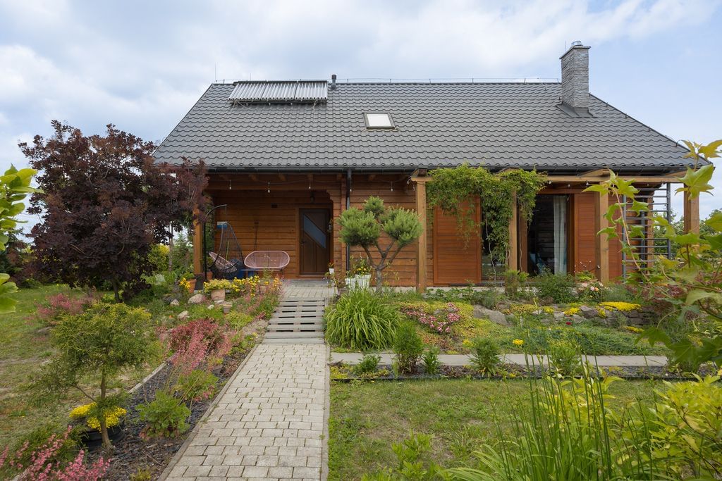 Dom 4 pokojowe na Sprzedaż