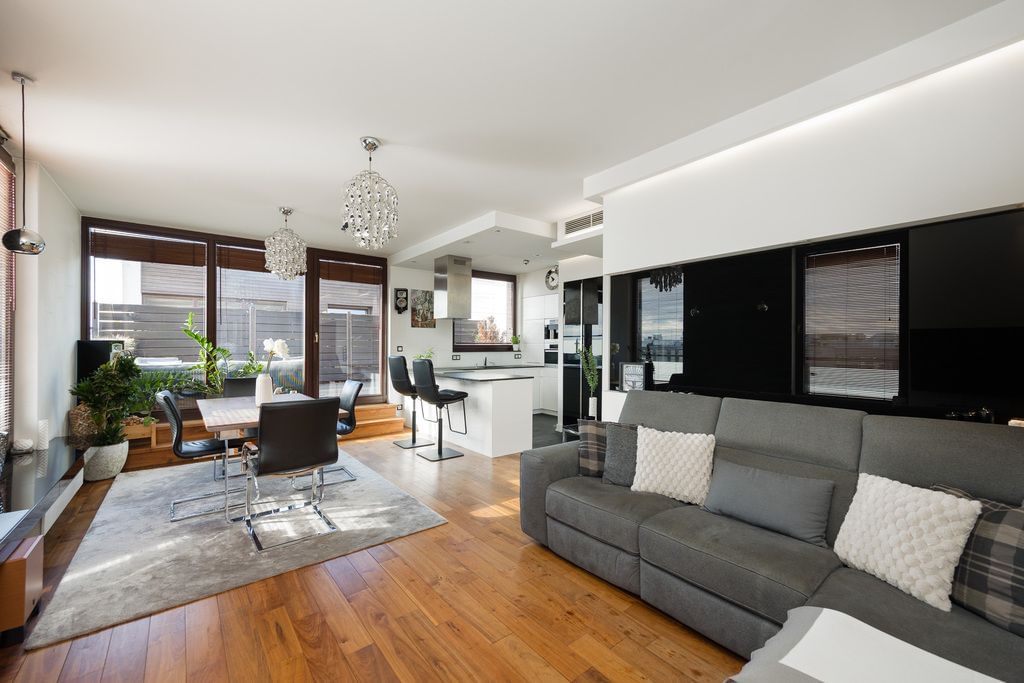 Mieszkanie 3 pokojowe na Sprzedaż