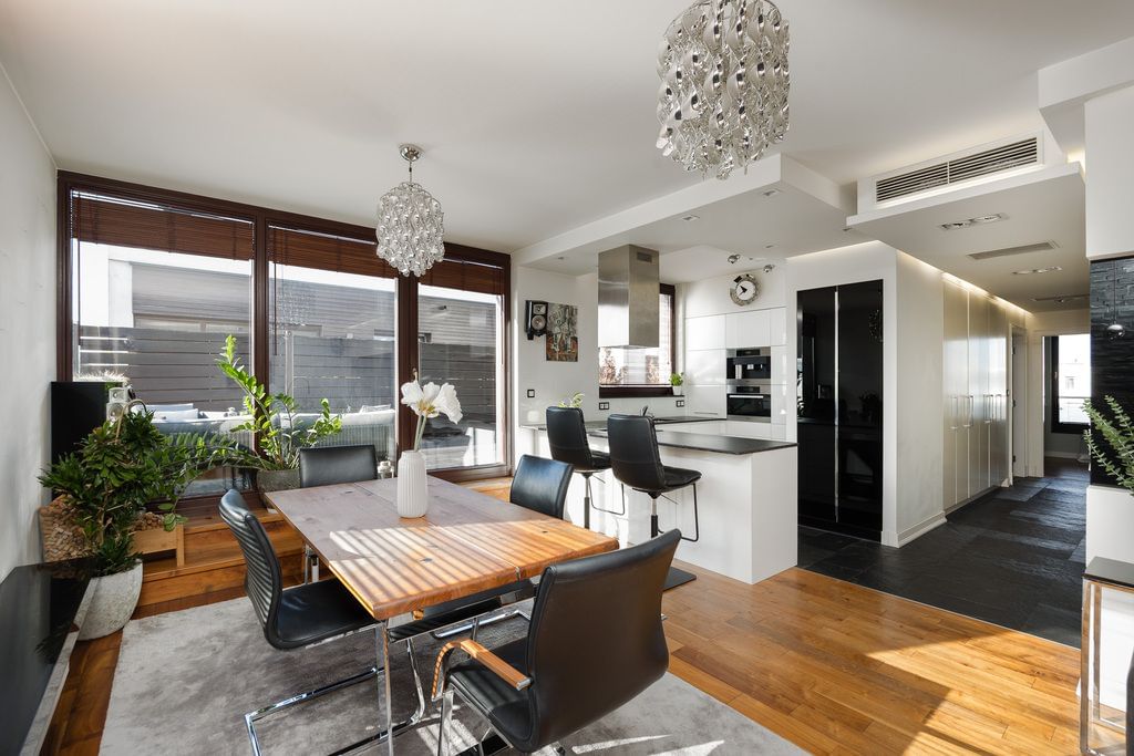 Mieszkanie 3 pokojowe na Sprzedaż