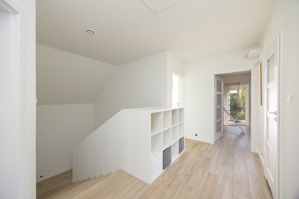 Dom 6 pokojowe na Sprzedaż