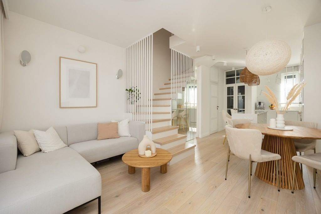 Dom 4 pokojowe na Sprzedaż