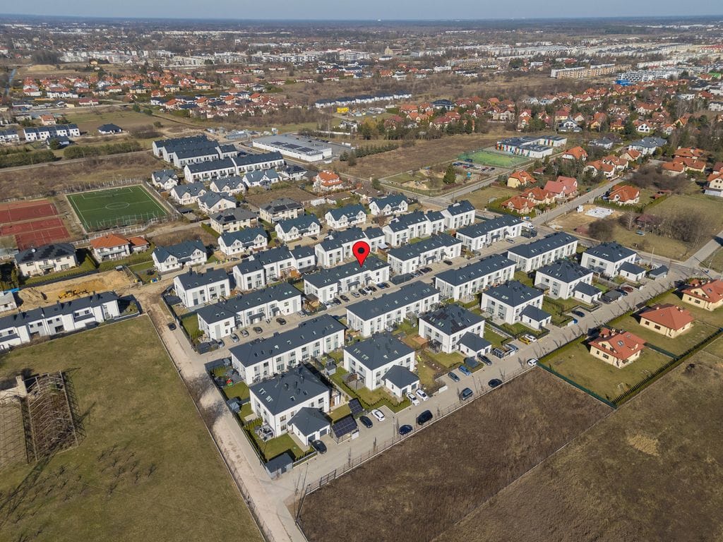 Dom 4 pokojowe na Sprzedaż