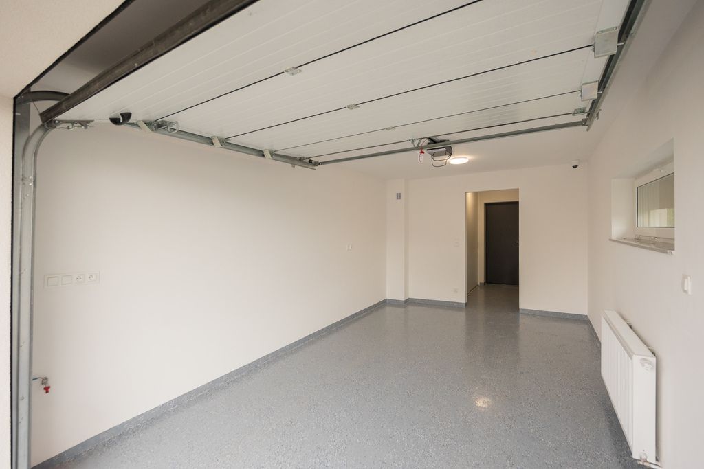 Dom 4 pokojowe na Sprzedaż