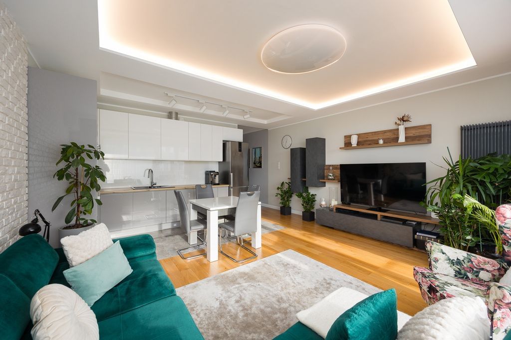 Mieszkanie 3 pokojowe na Sprzedaż