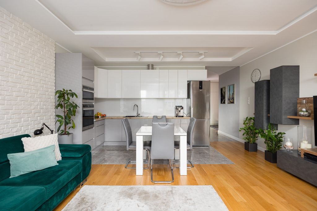 Mieszkanie 3 pokojowe na Sprzedaż