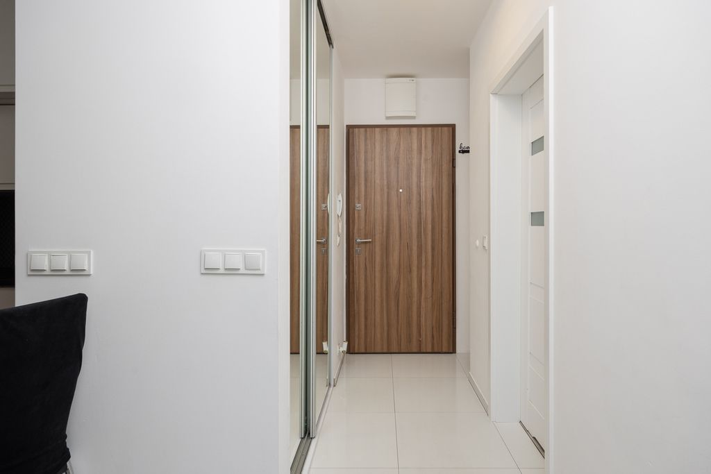 Mieszkanie 2 pokojowe na Sprzedaż