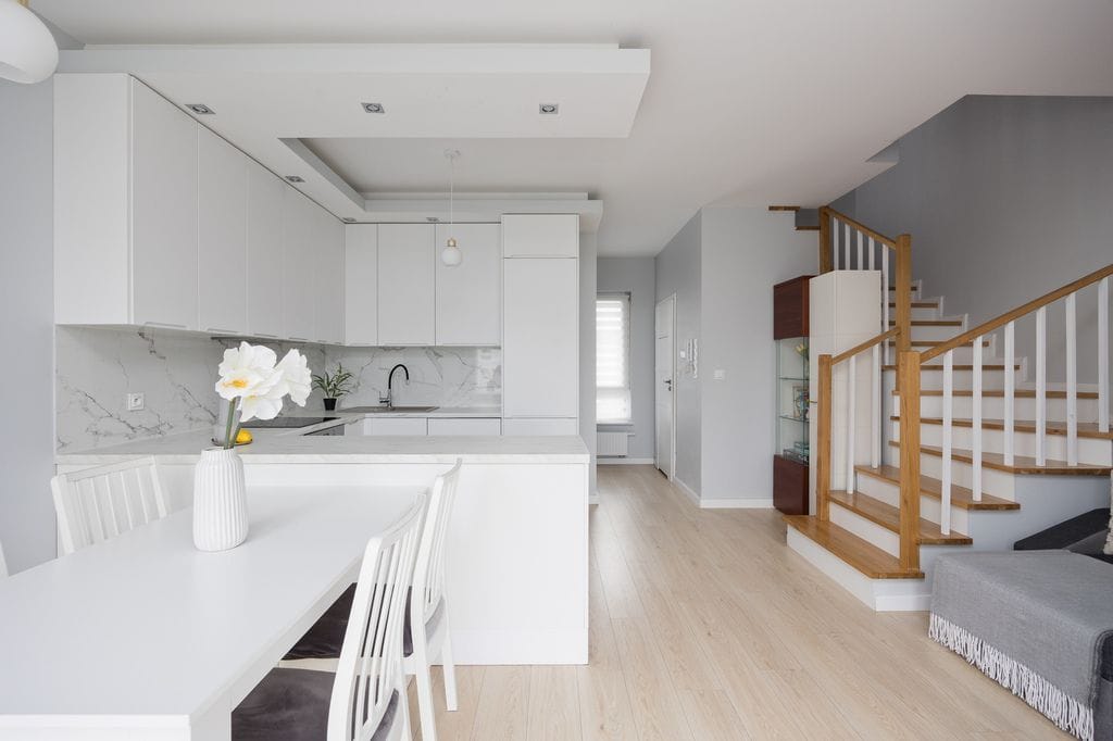 Dom 4 pokojowe na Sprzedaż