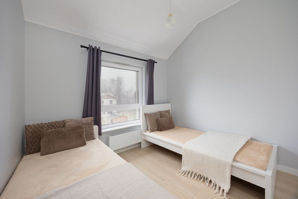 Dom 4 pokojowe na Sprzedaż