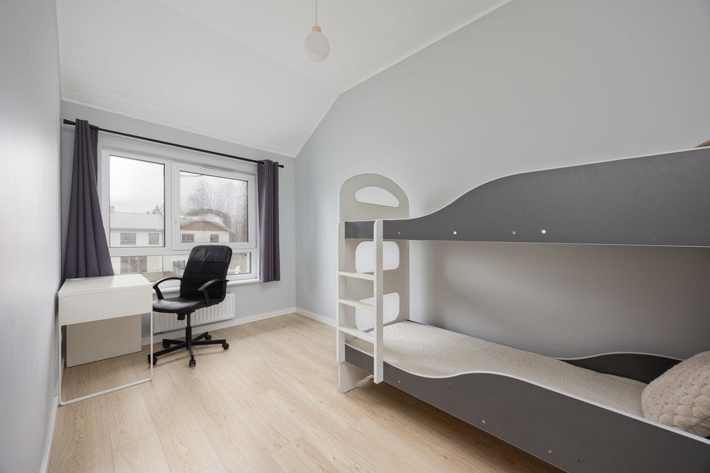 Dom 4 pokojowe na Sprzedaż