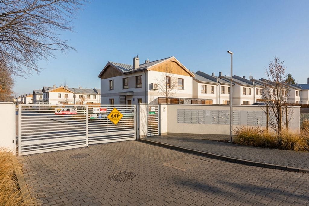 Dom 4 pokojowe na Sprzedaż