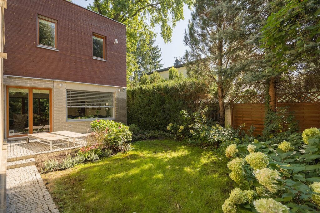 Dom 6 pokojowe na Sprzedaż