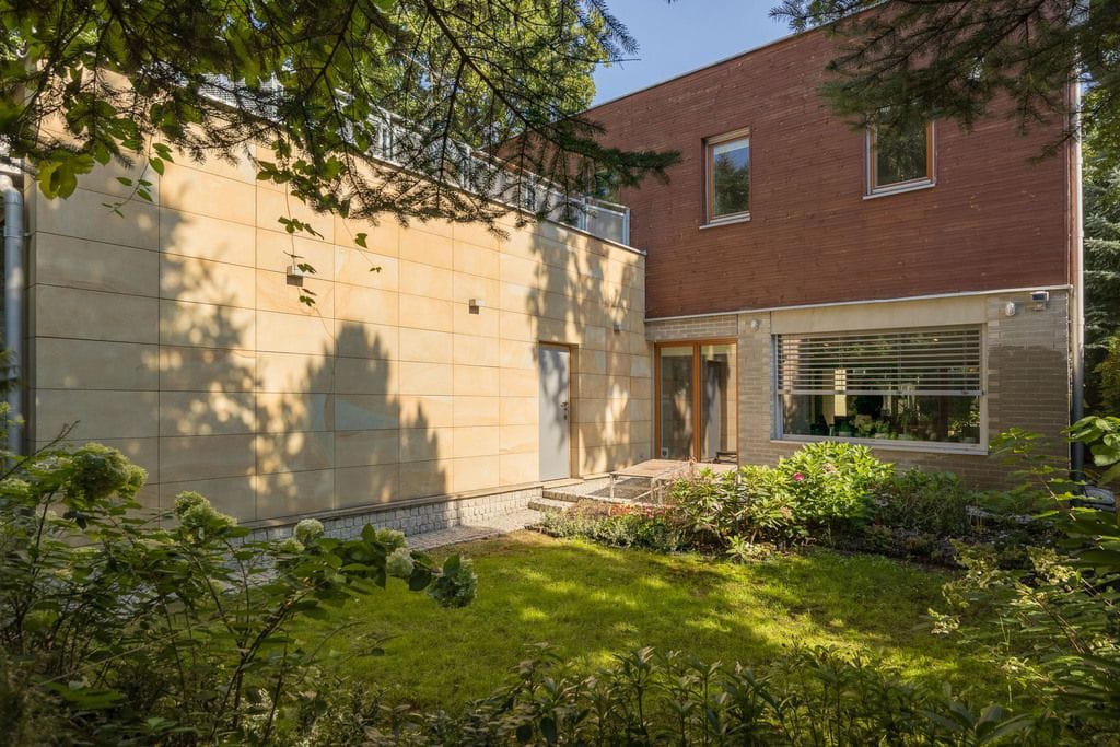 Dom 6 pokojowe na Sprzedaż