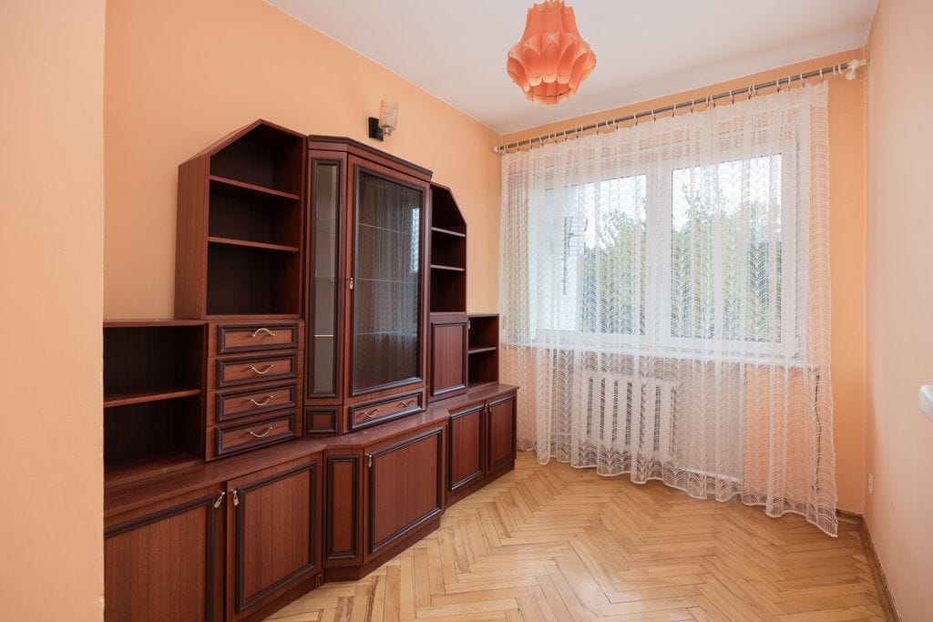 Dom 5 pokojowe na Sprzedaż