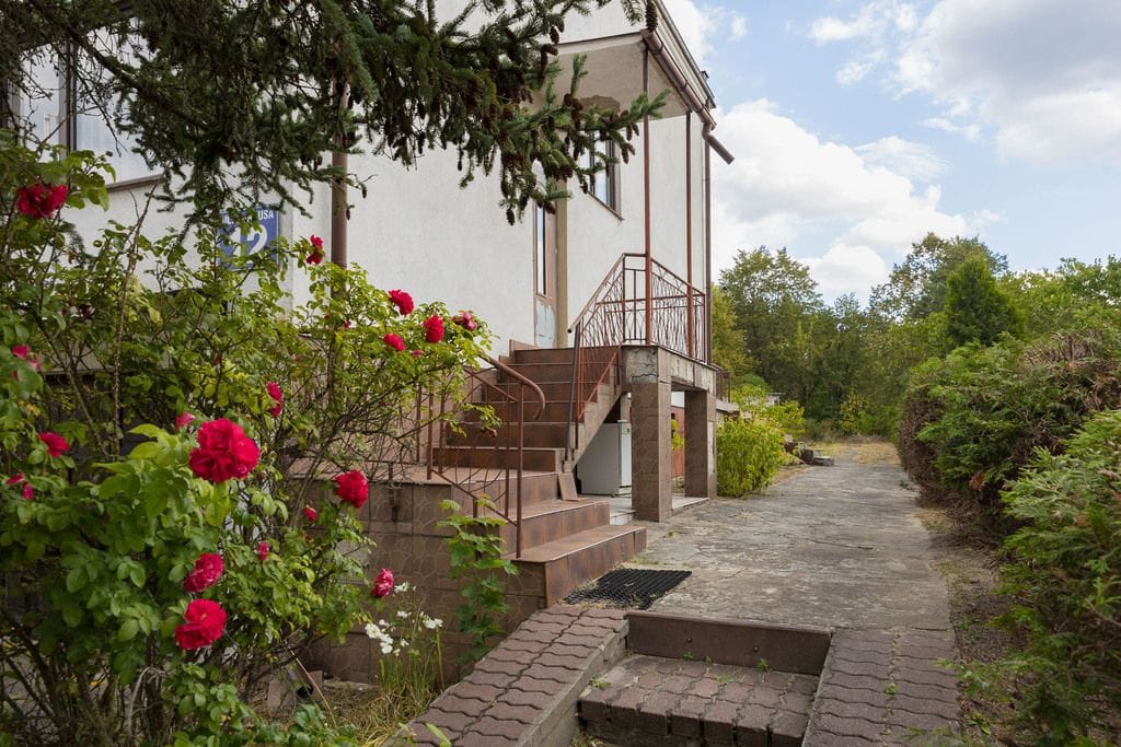 Dom 5 pokojowe na Sprzedaż