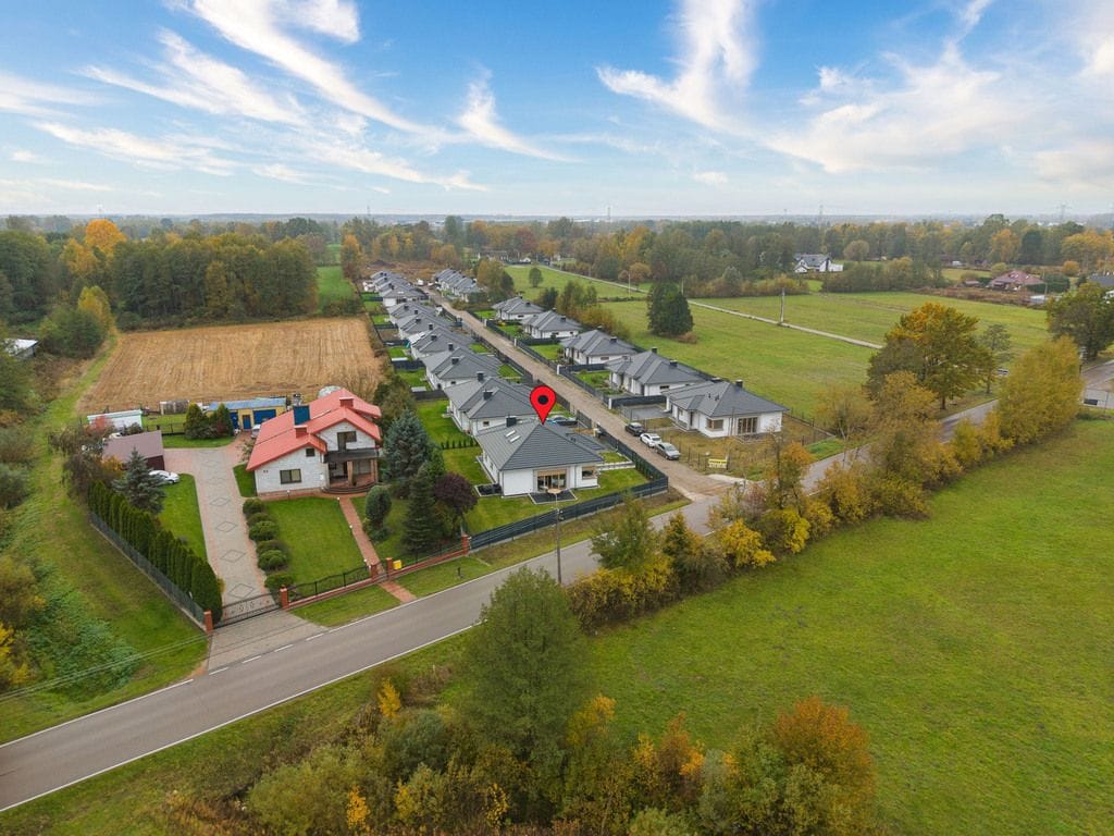 Dom 4 pokojowe na Sprzedaż