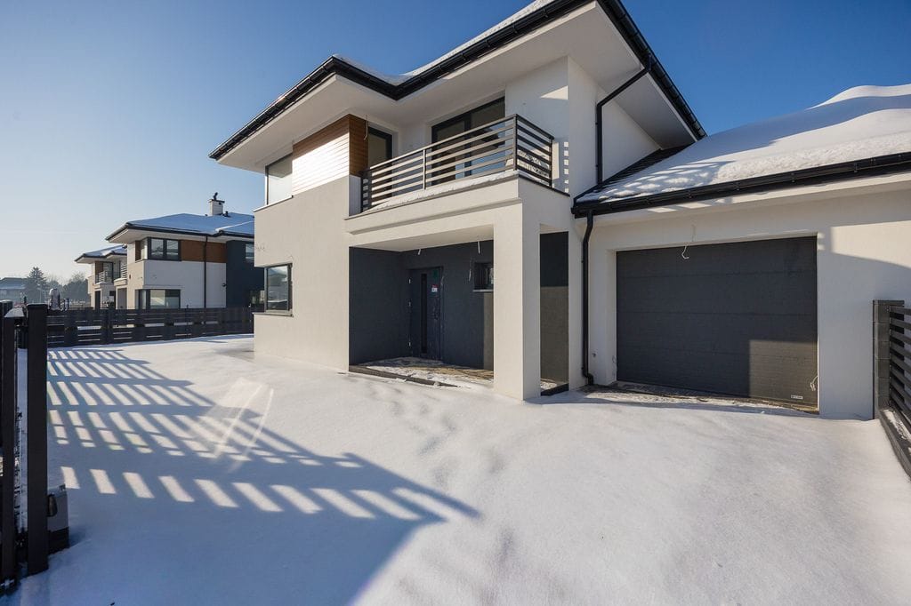 Dom 5 pokojowe na Sprzedaż