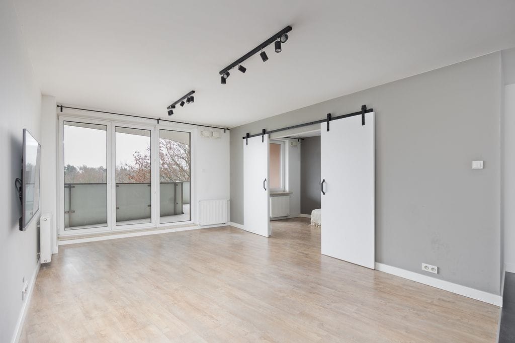 Lokal użytkowy  pokojowe na Sprzedaż