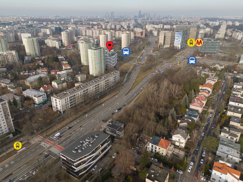 Lokal użytkowy  pokojowe na Sprzedaż